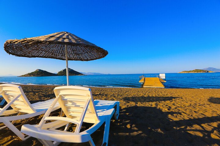 Beach 118 of 158