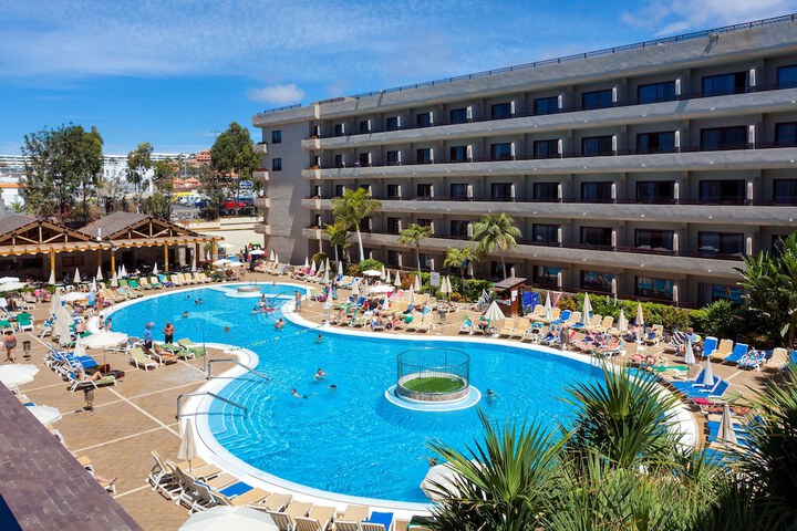 Pools & Facilities