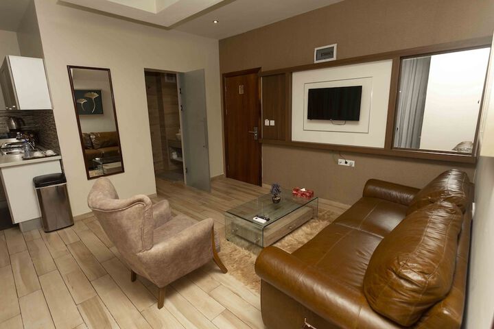 Room 45 of 83