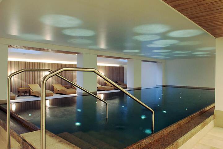 Pool 42 of 103