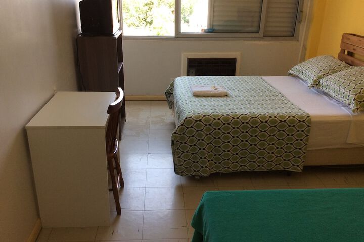 Room 19 of 39