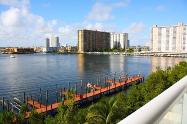 Golden Bay 1108 - 4 Pers Sunny Isles Str-00873 in Sunny Isles Beach, FL