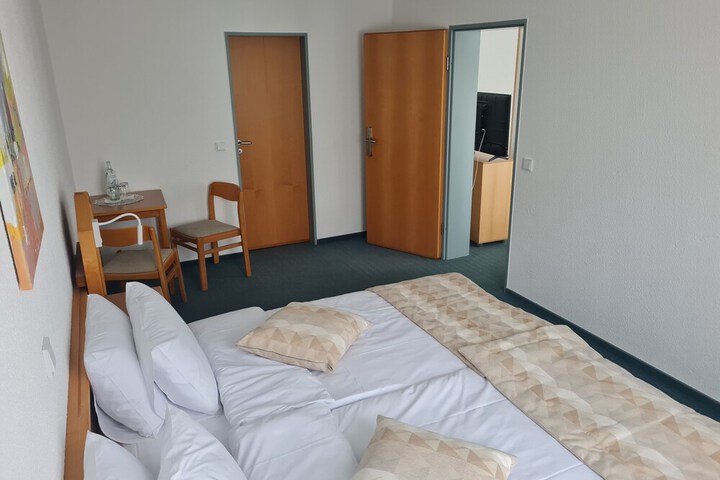 Room 22 of 88