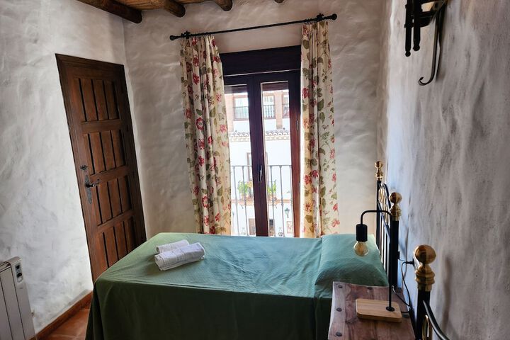 Room 5 of 36