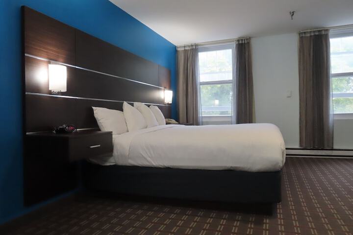 Room 26 of 75