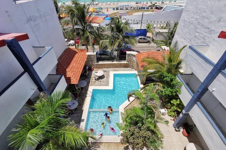 Hotel Pool