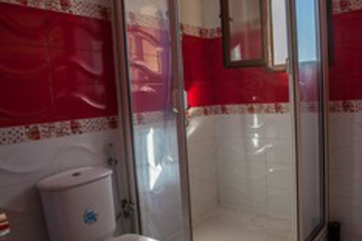 Room 5 of 22