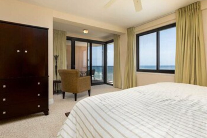 Room 147 of 156