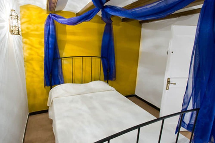 Room 6 of 29