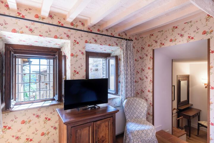 Room 14 of 53