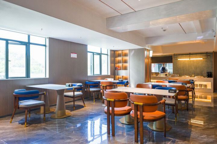 Autumn Fruit Hotel X (Shuibei Jewelry City East Lake Park Branch)