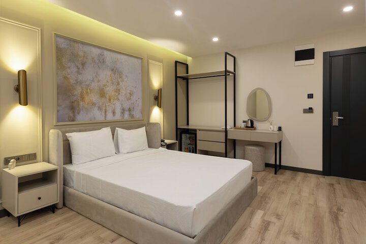 Room 20 of 111
