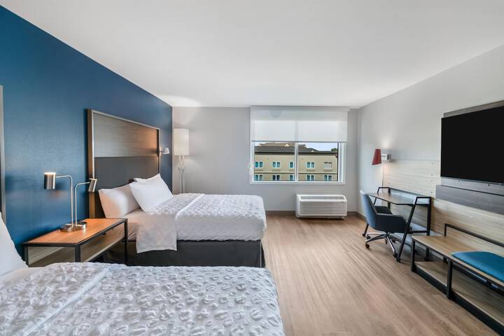 Room 37 of 51