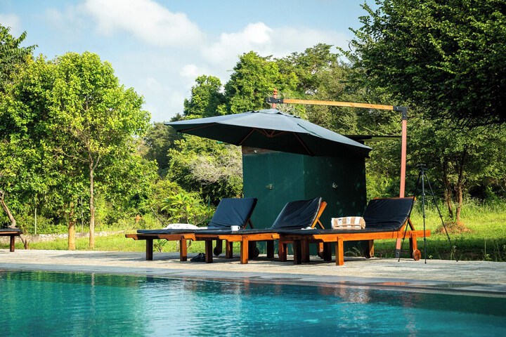 Pool 46 of 90