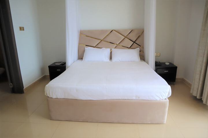 Room 15 of 63