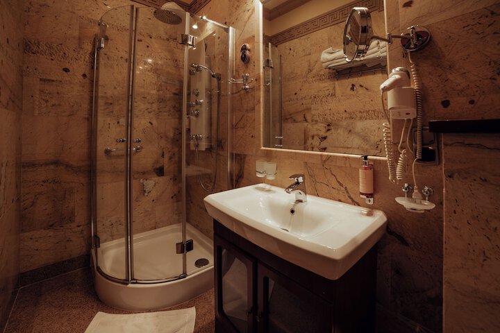 Room 20 of 52