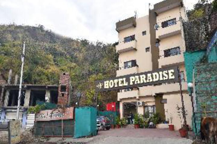 HOTEL PARADISE BY OYO ROOMS