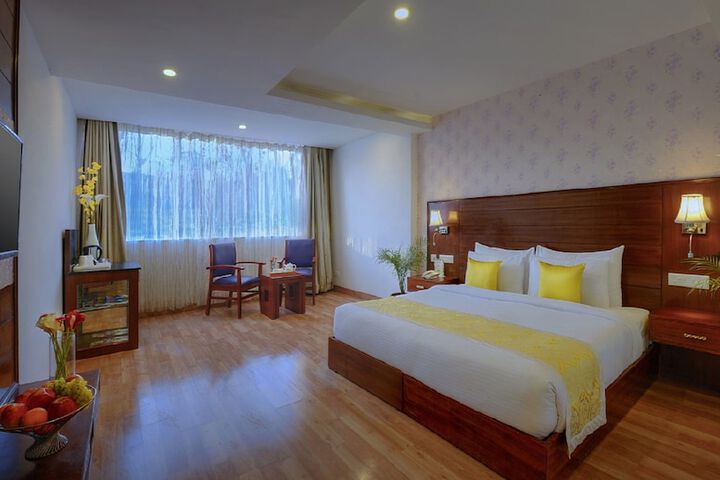 Room 4 of 44