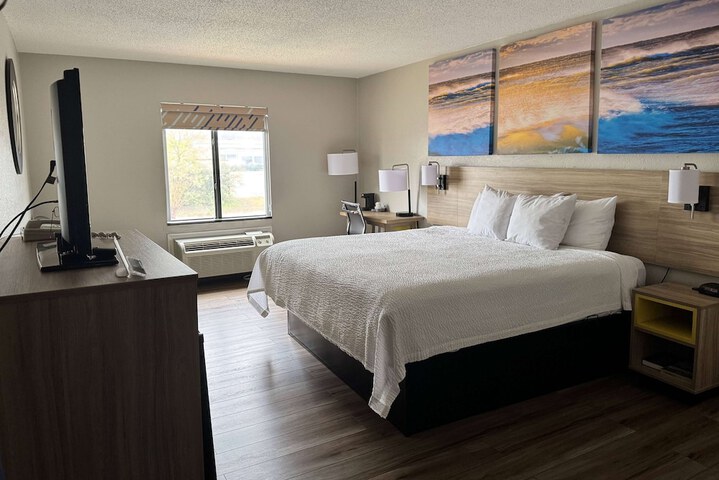 Room 15 of 70