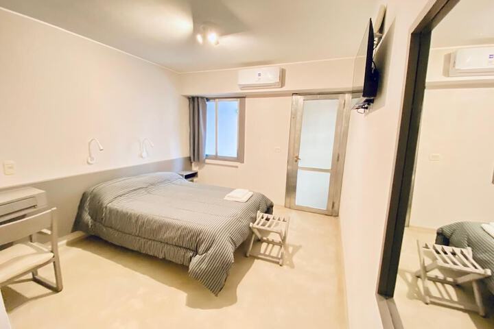 Room 10 of 23