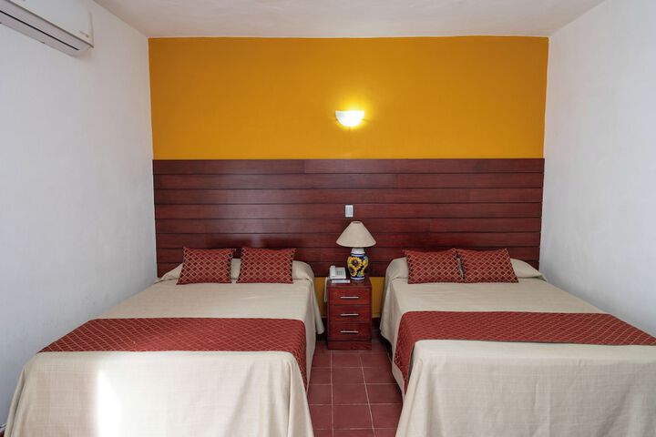 Room 29 of 103