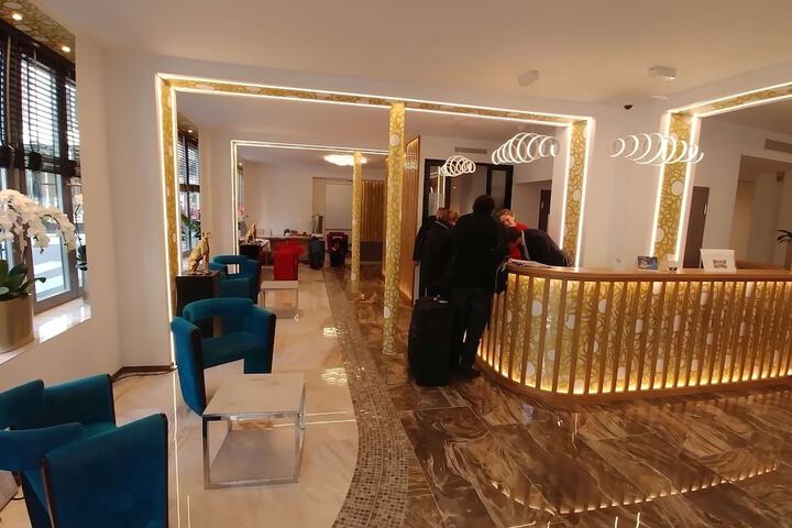 Hotel Lobby