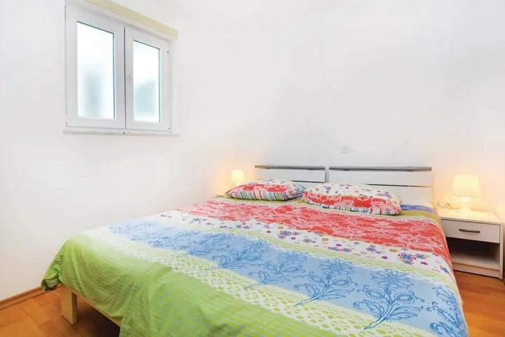 Awesome Home in Portoroz With Wifi and 1 Bedrooms
