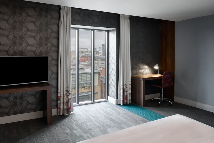 Room 10 of 57