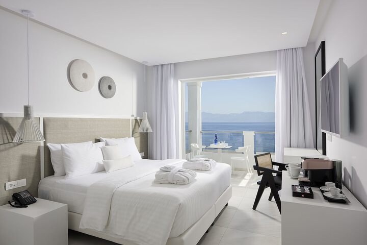 Room 18 of 165