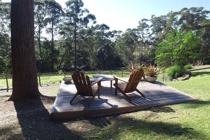 THE RIDGE RETREAT MOLLYMOOK