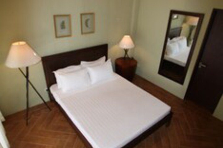 Room 29 of 35