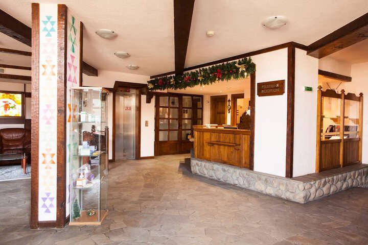 Hotel Interior 3 of 41