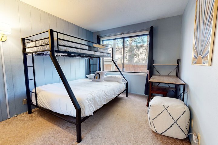 Room 7 of 36