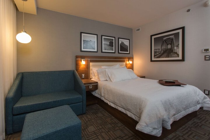 Room 30 of 82