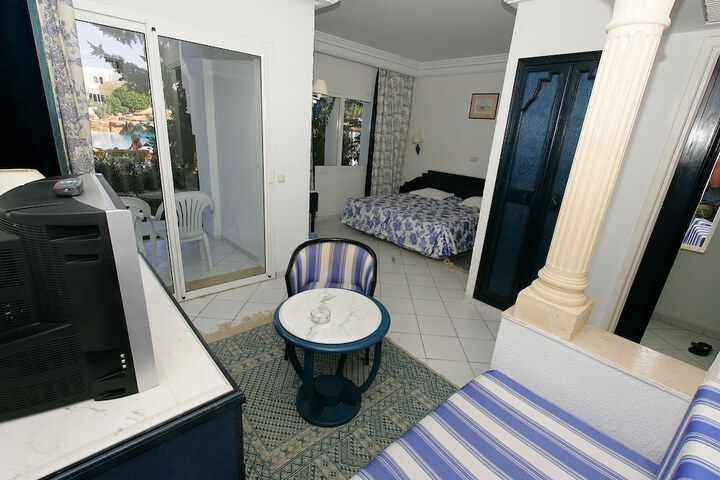 Room 16 of 67
