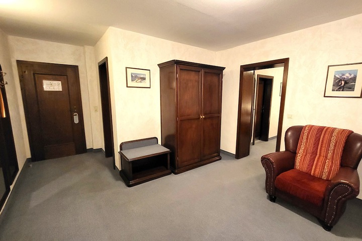 Room 26 of 119