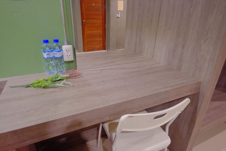 Room 8 of 62