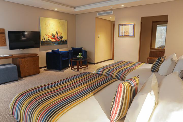Room 26 of 62