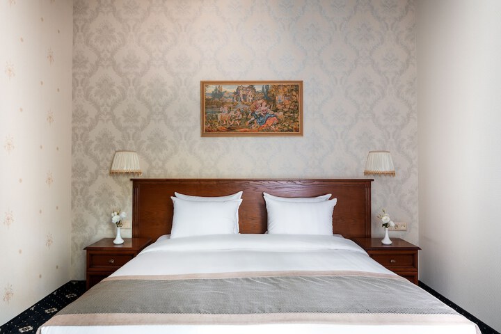 Room 15 of 54