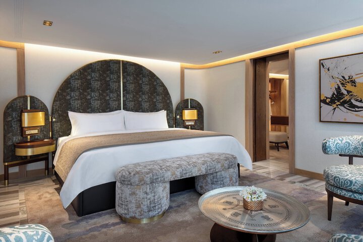 Room 32 of 115