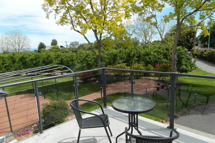 Terrace/Patio 27 of 59