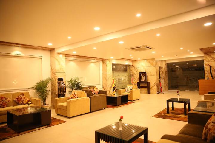 Hotel Interior 9 of 32