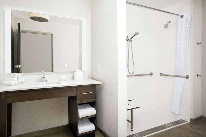 Bathroom shower