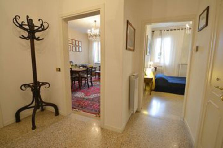 Room 16 of 29