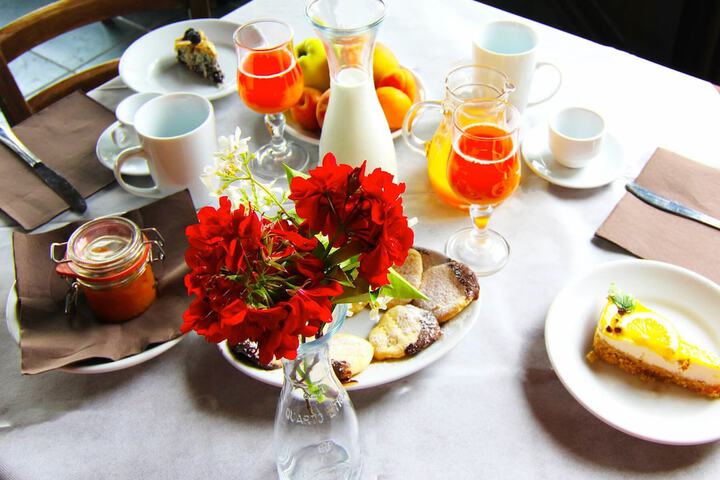 Breakfast meal