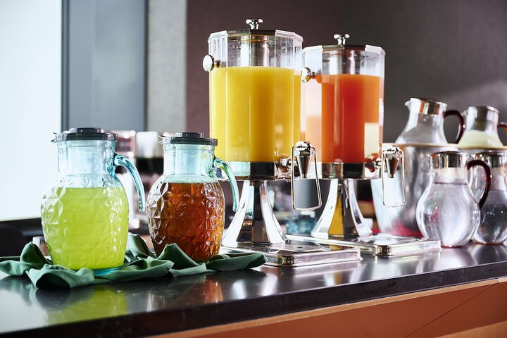 Breakfast/Coffee Service 51 of 62