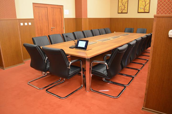 Business Center 44 of 48