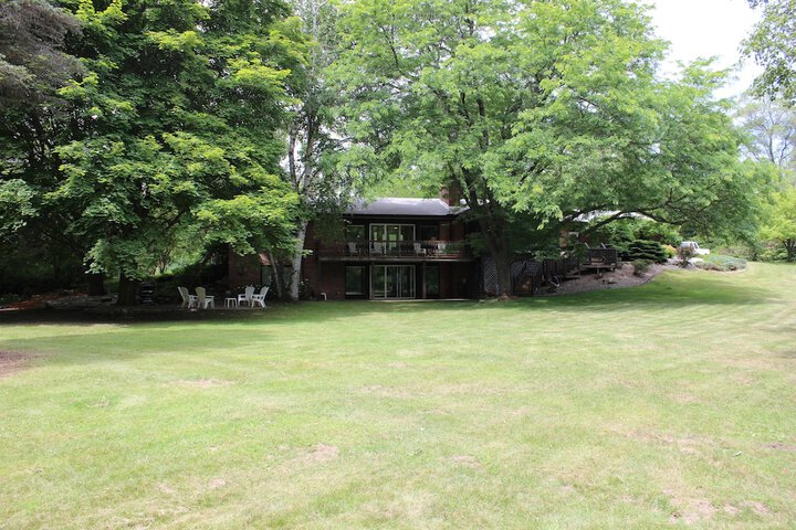 Hotel Exterior 31 of 37