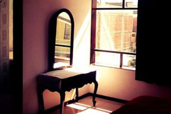 Room 18 of 21
