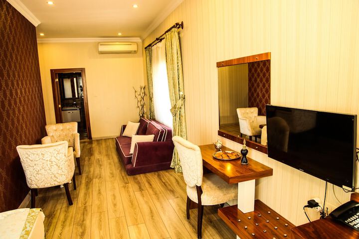 Room 54 of 158